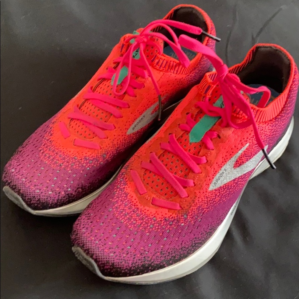 Brooks Levitate 2